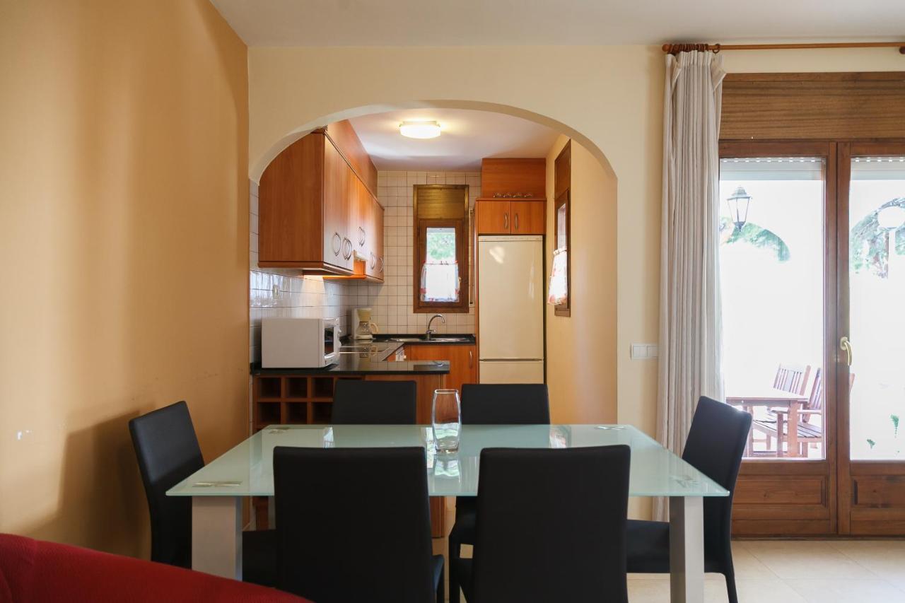 Uhc Bosque II Family Complex Βίλα Hospitalet De L'Infant Εξωτερικό φωτογραφία